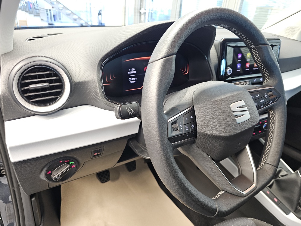 Seat Arona bei Hoffmann Automobile in Wolfsburg kaufen und sofort mitnehmen - Bild 19