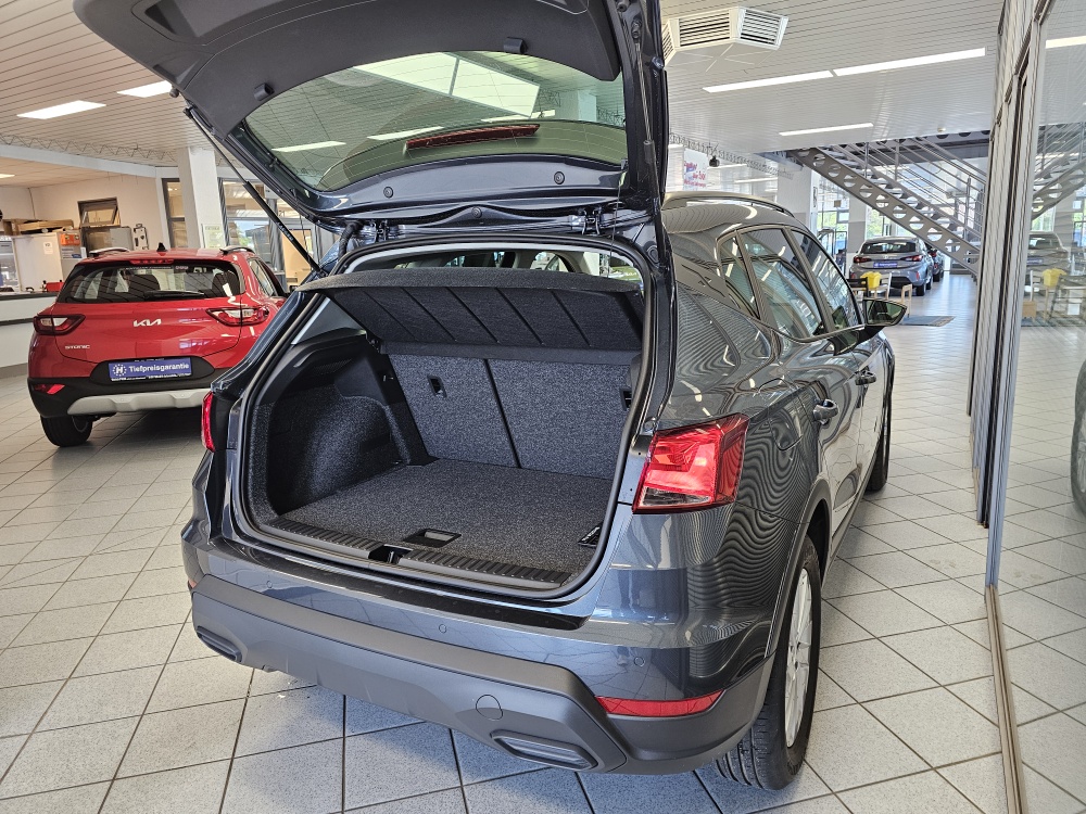 Seat Arona bei Hoffmann Automobile in Wolfsburg kaufen und sofort mitnehmen - Bild 2