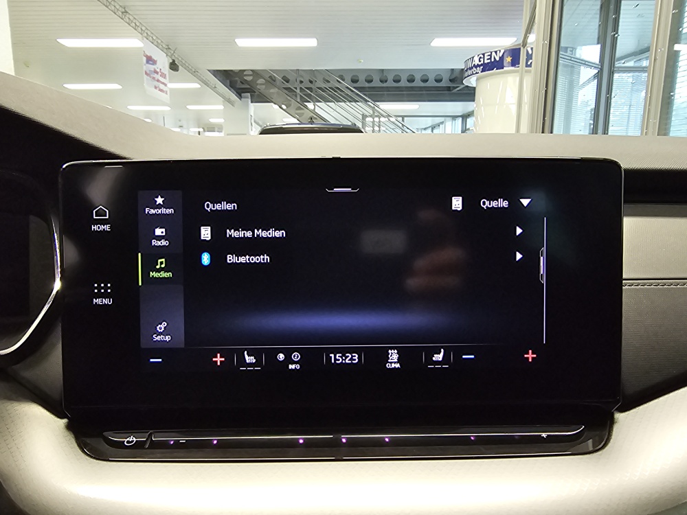Skoda Octavia Combi bei Hoffmann Automobile in Wolfsburg kaufen und sofort mitnehmen - Bild 13