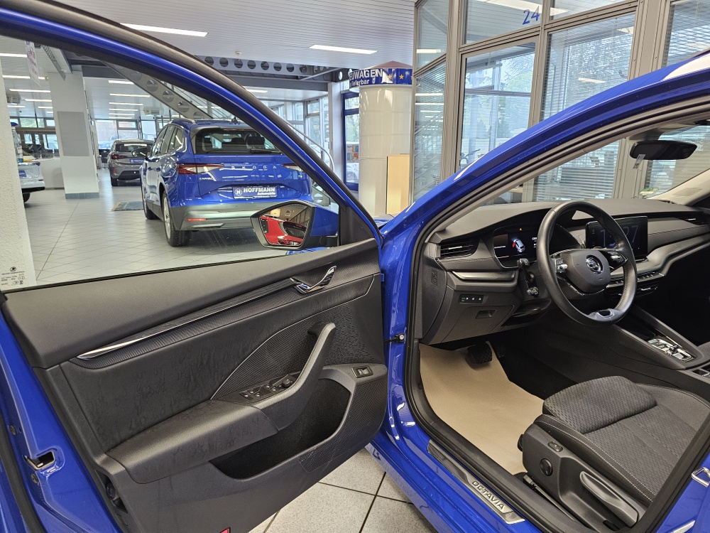 Skoda Octavia Combi bei Hoffmann Automobile in Wolfsburg kaufen und sofort mitnehmen - Bild 26
