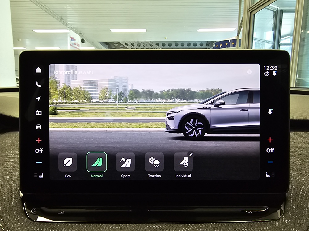 Skoda Elroq bei Hoffmann Automobile in Wolfsburg kaufen und sofort mitnehmen - Bild 20