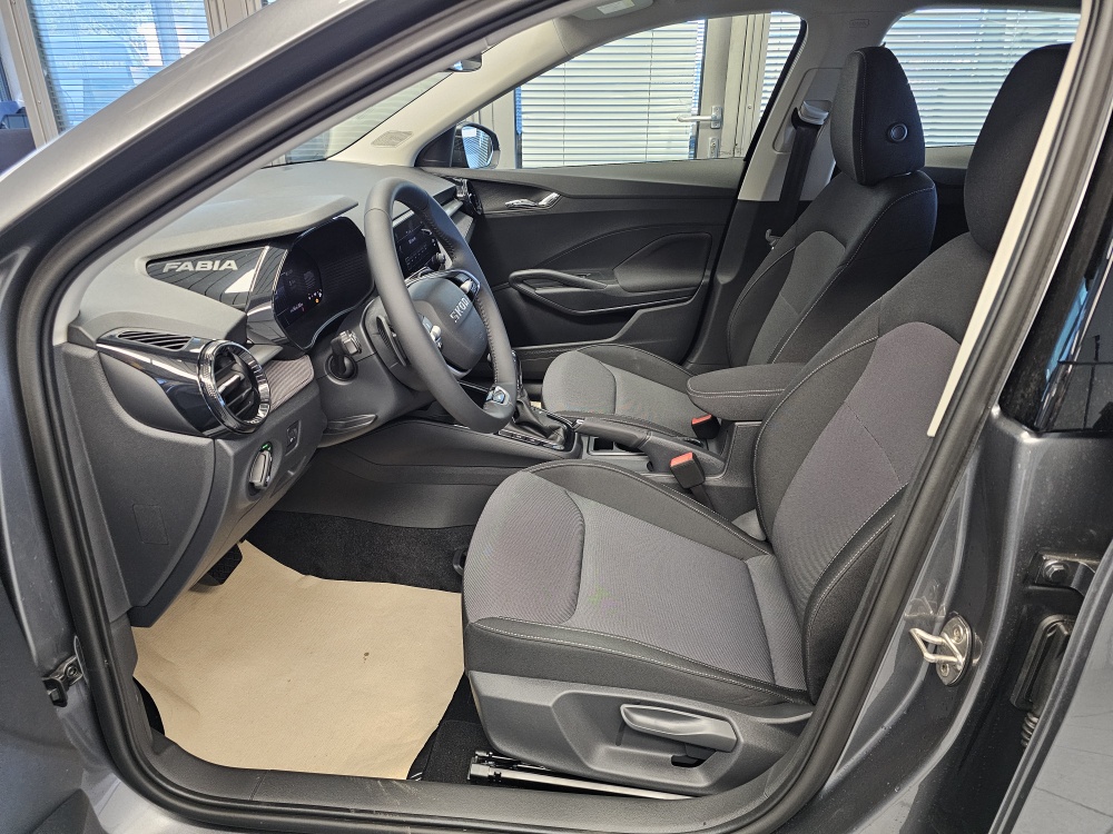 Skoda Fabia bei Hoffmann Automobile in Wolfsburg kaufen und sofort mitnehmen - Bild 20