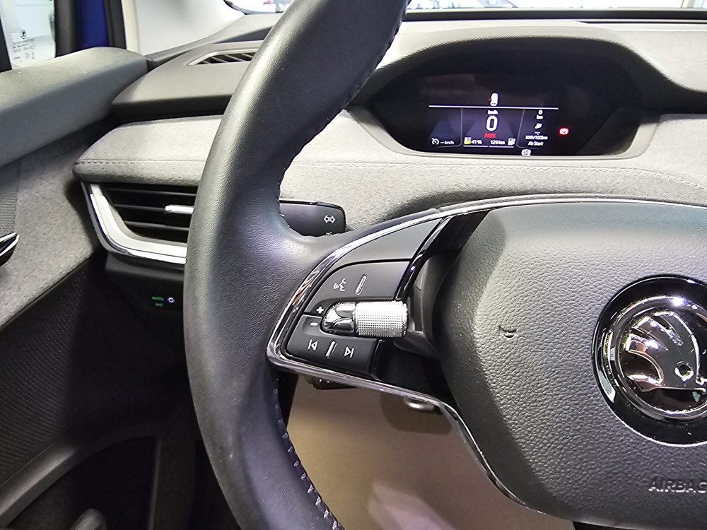 Skoda Enyaq bei Hoffmann Automobile in Wolfsburg kaufen und sofort mitnehmen - Bild 20