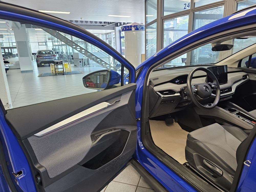 Skoda Enyaq bei Hoffmann Automobile in Wolfsburg kaufen und sofort mitnehmen - Bild 25