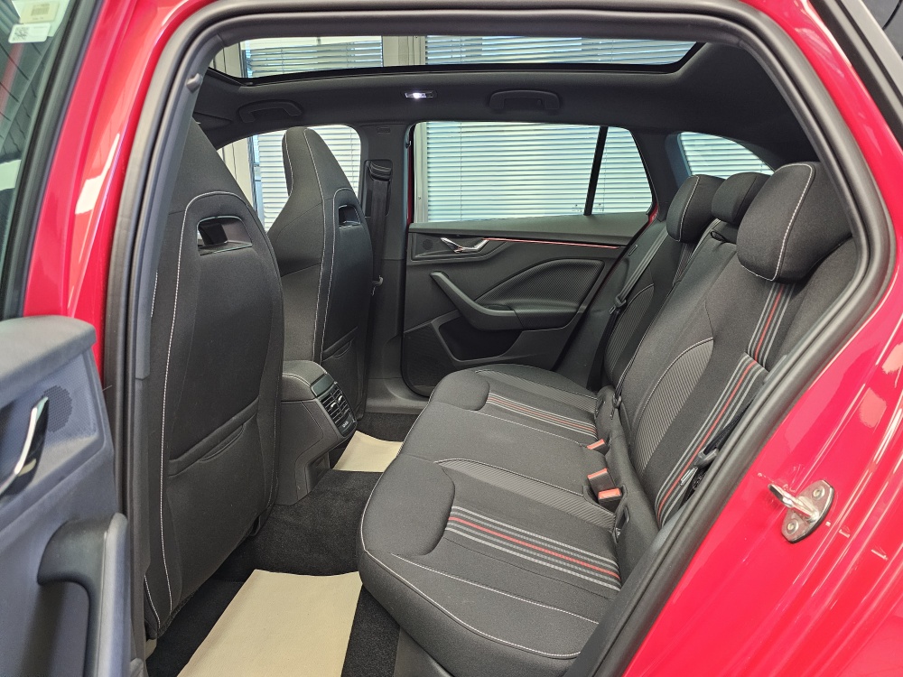 Skoda Scala bei Hoffmann Automobile in Wolfsburg kaufen und sofort mitnehmen - Bild 6