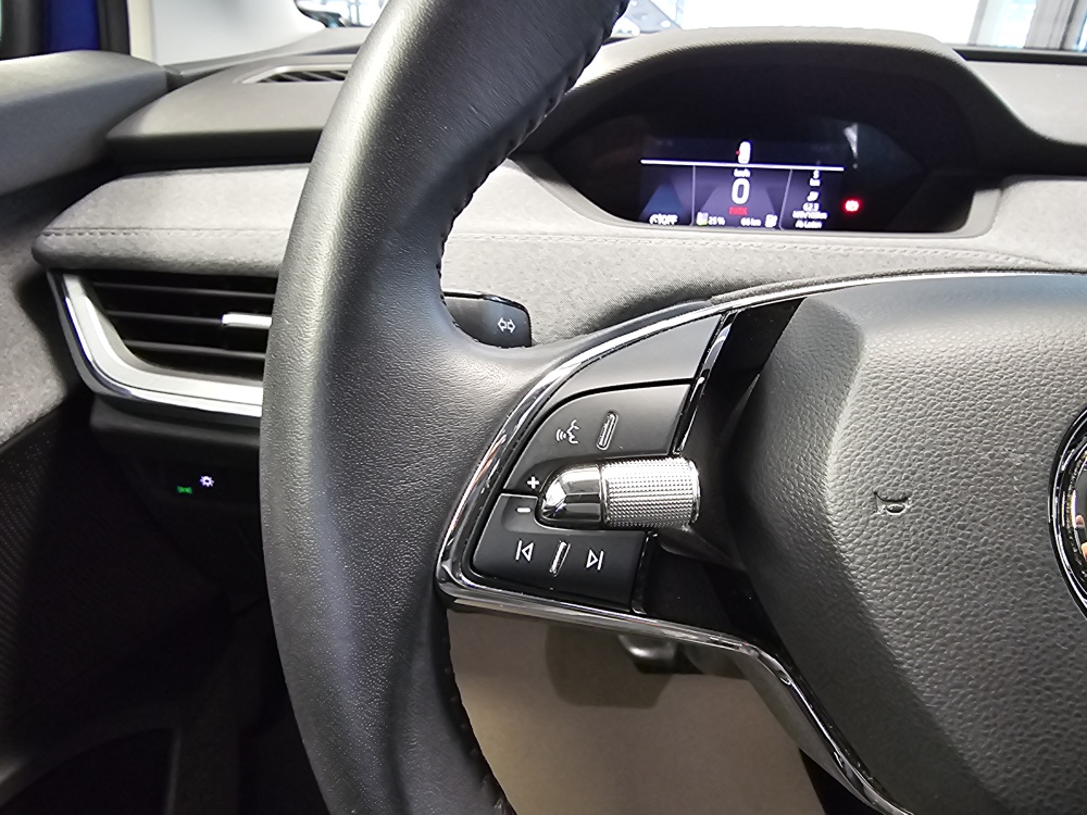 Skoda Enyaq bei Hoffmann Automobile in Wolfsburg kaufen und sofort mitnehmen - Bild 20