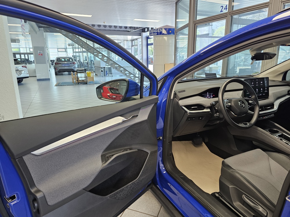 Skoda Enyaq bei Hoffmann Automobile in Wolfsburg kaufen und sofort mitnehmen - Bild 25