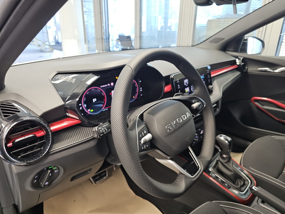 Skoda Fabia bei Hoffmann Automobile in Wolfsburg kaufen und sofort mitnehmen - Bild 18