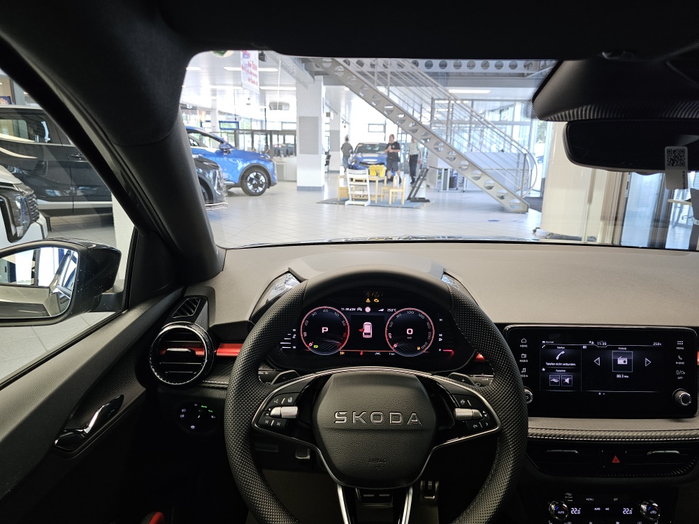 Skoda Fabia bei Hoffmann Automobile in Wolfsburg kaufen und sofort mitnehmen - Bild 17