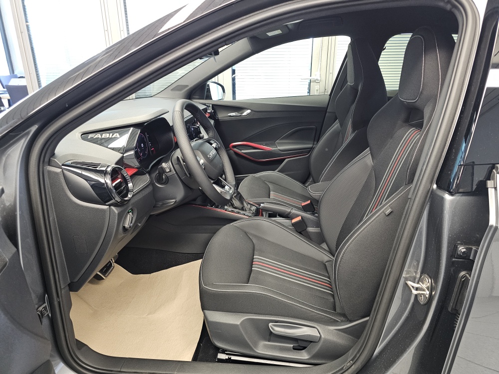 Skoda Fabia bei Hoffmann Automobile in Wolfsburg kaufen und sofort mitnehmen - Bild 20