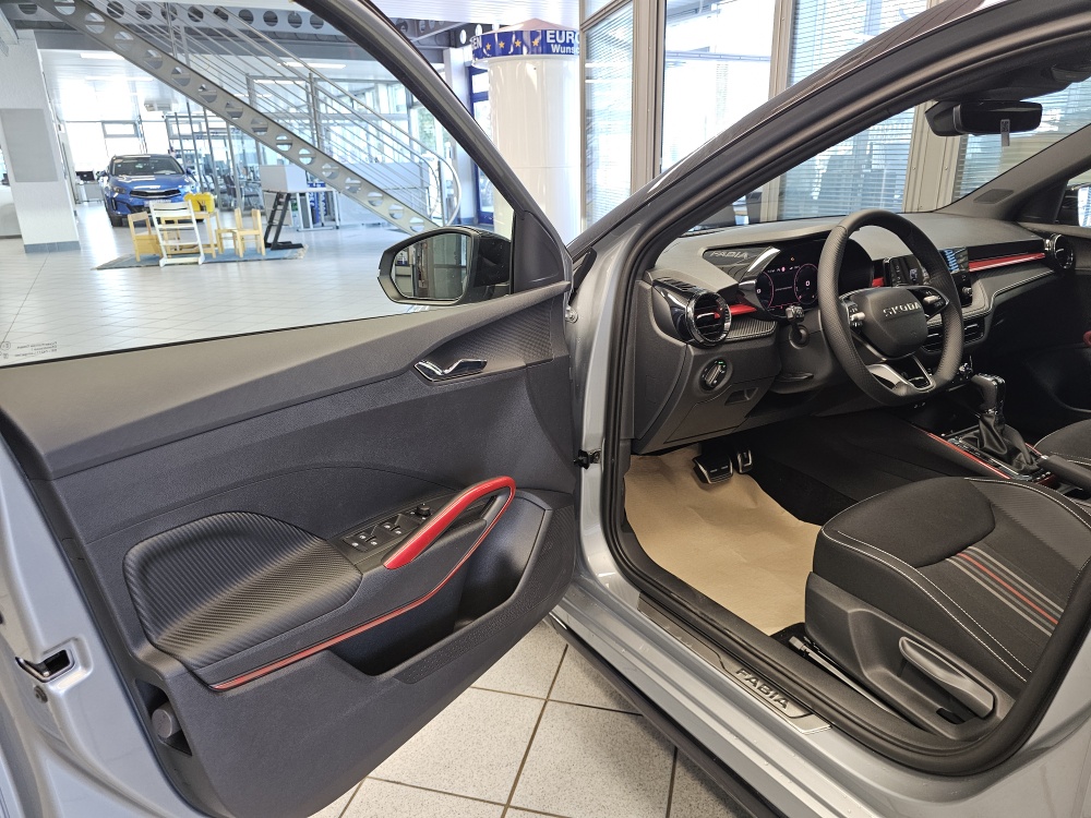 Skoda Fabia bei Hoffmann Automobile in Wolfsburg kaufen und sofort mitnehmen - Bild 20
