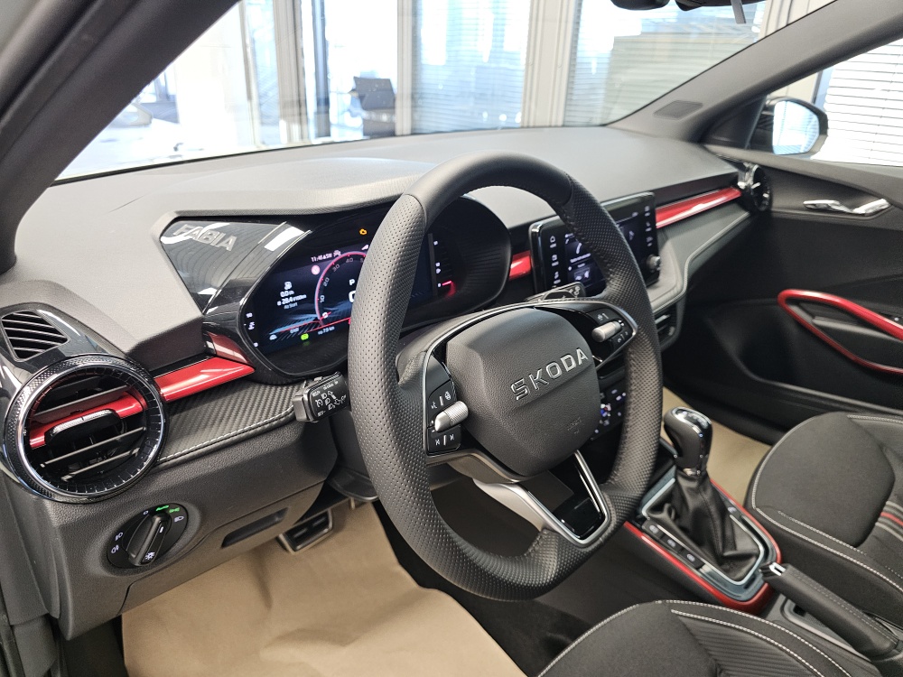 Skoda Fabia bei Hoffmann Automobile in Wolfsburg kaufen und sofort mitnehmen - Bild 21