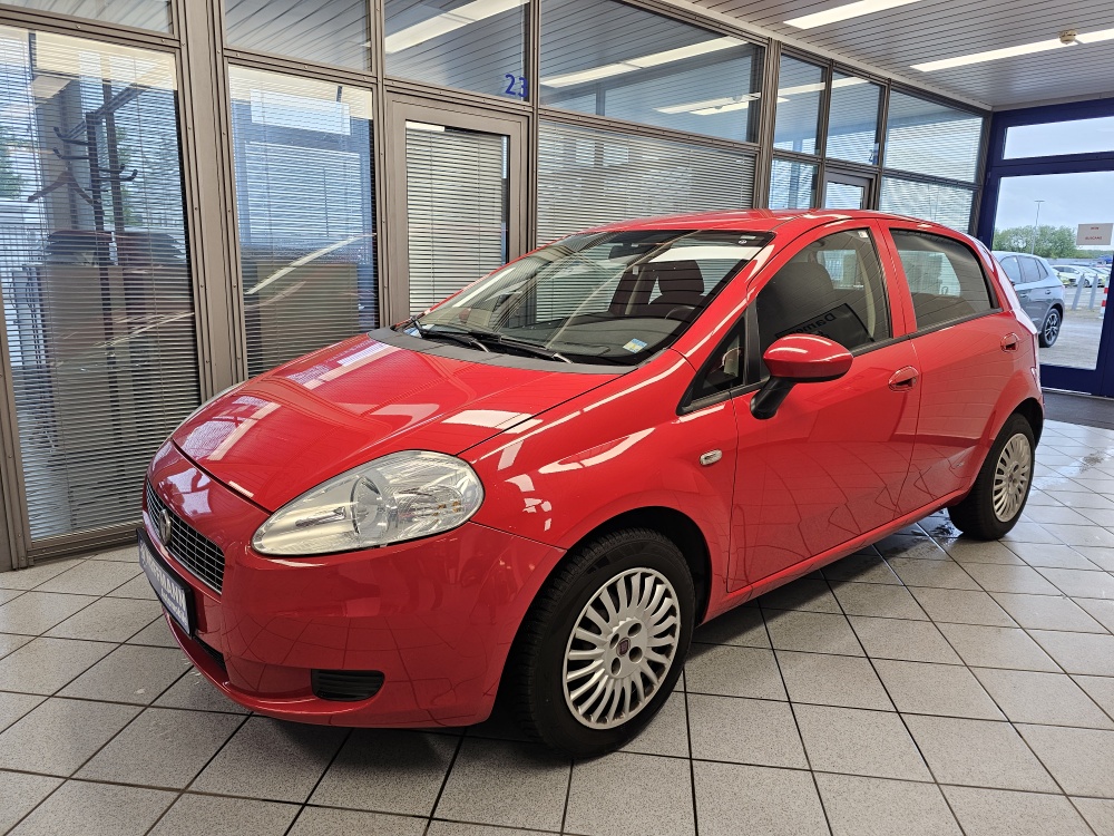 Fiat Grande Punto  für nur 1.200,- € bei Hoffmann Automobile in Wolfsburg kaufen und sofort mitnehmen