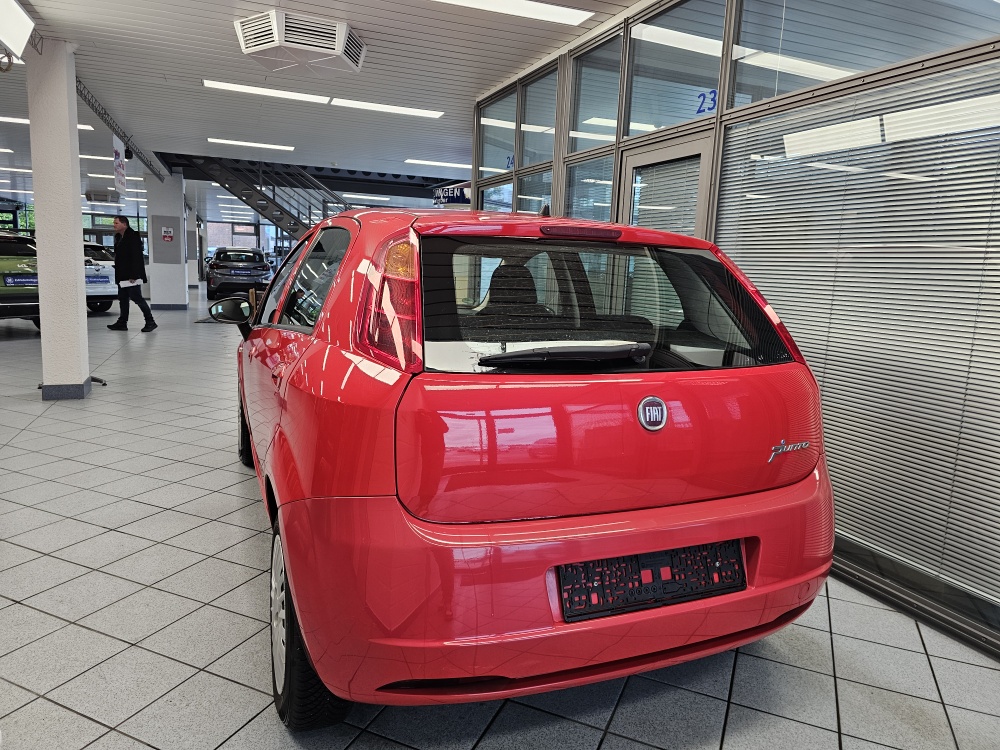 Fiat Grande Punto bei Hoffmann Automobile in Wolfsburg kaufen und sofort mitnehmen - Bild 3
