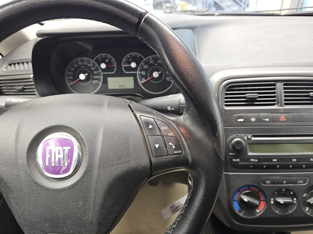 Fiat Grande Punto bei Hoffmann Automobile in Wolfsburg kaufen und sofort mitnehmen - Bild 8