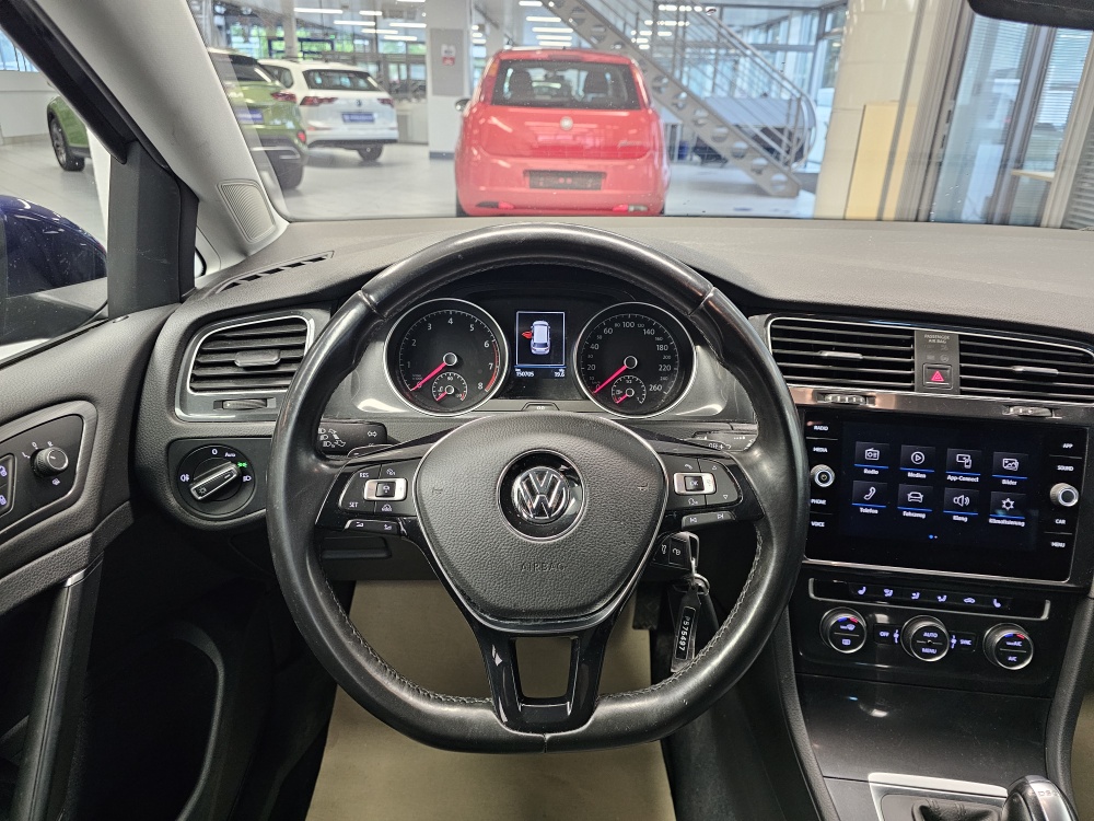VW Golf Variant bei Hoffmann Automobile in Wolfsburg kaufen und sofort mitnehmen - Bild 18