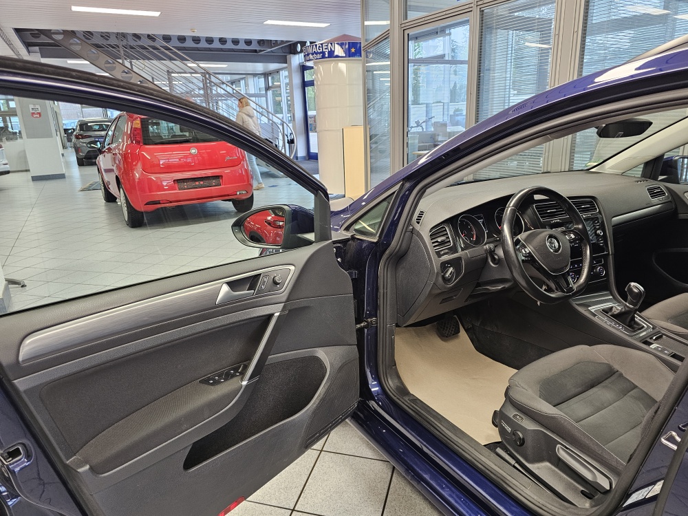 VW Golf Variant bei Hoffmann Automobile in Wolfsburg kaufen und sofort mitnehmen - Bild 22