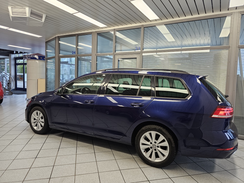 VW Golf Variant bei Hoffmann Automobile in Wolfsburg kaufen und sofort mitnehmen - Bild 23