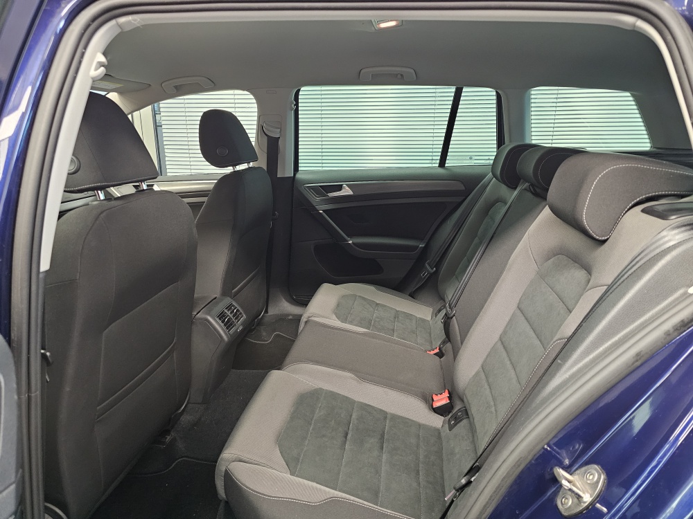 VW Golf Variant bei Hoffmann Automobile in Wolfsburg kaufen und sofort mitnehmen - Bild 4