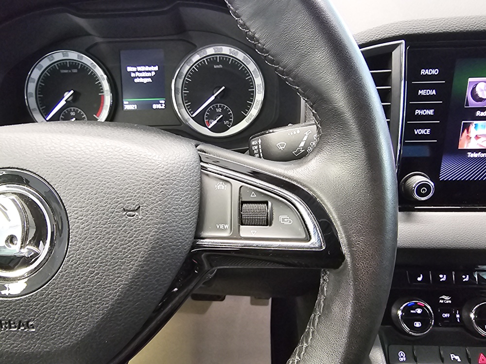 Skoda Karoq bei Hoffmann Automobile in Wolfsburg kaufen und sofort mitnehmen - Bild 18