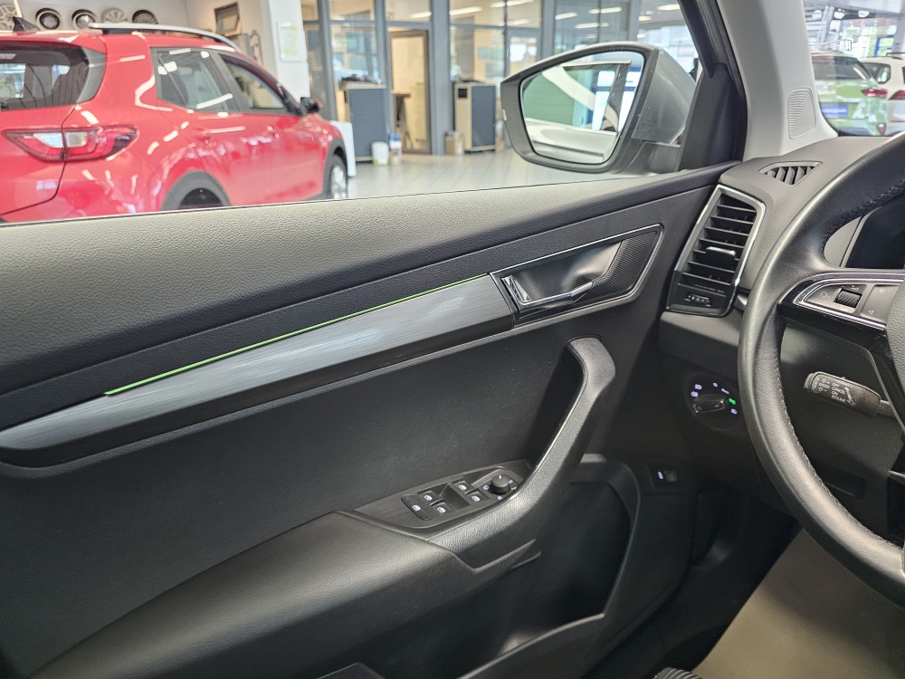 Skoda Karoq bei Hoffmann Automobile in Wolfsburg kaufen und sofort mitnehmen - Bild 20