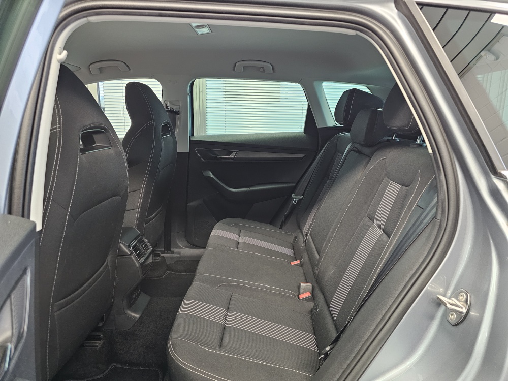 Skoda Karoq bei Hoffmann Automobile in Wolfsburg kaufen und sofort mitnehmen - Bild 5
