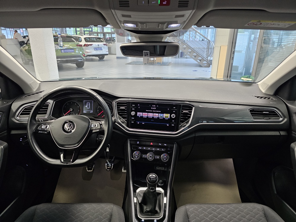 VW T-Roc bei Hoffmann Automobile in Wolfsburg kaufen und sofort mitnehmen - Bild 8
