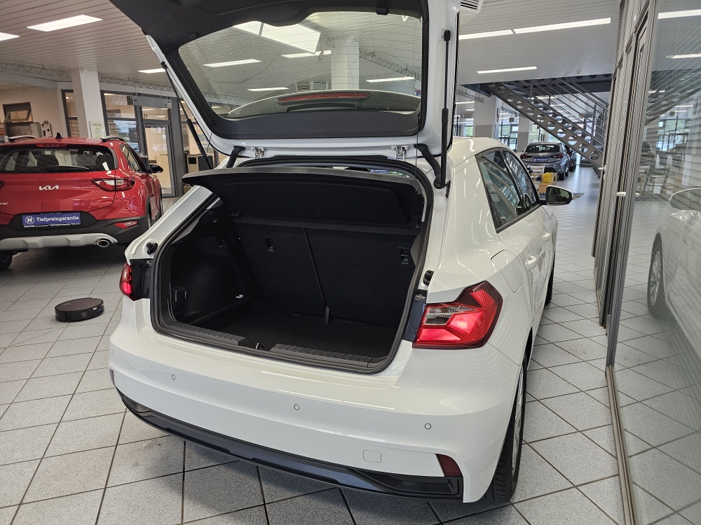 Audi A1 Sportback bei Hoffmann Automobile in Wolfsburg kaufen und sofort mitnehmen - Bild 2