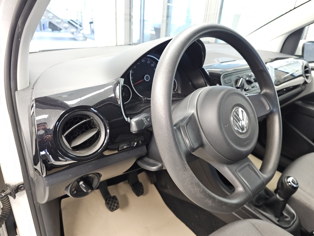 VW up! bei Hoffmann Automobile in Wolfsburg kaufen und sofort mitnehmen - Bild 10