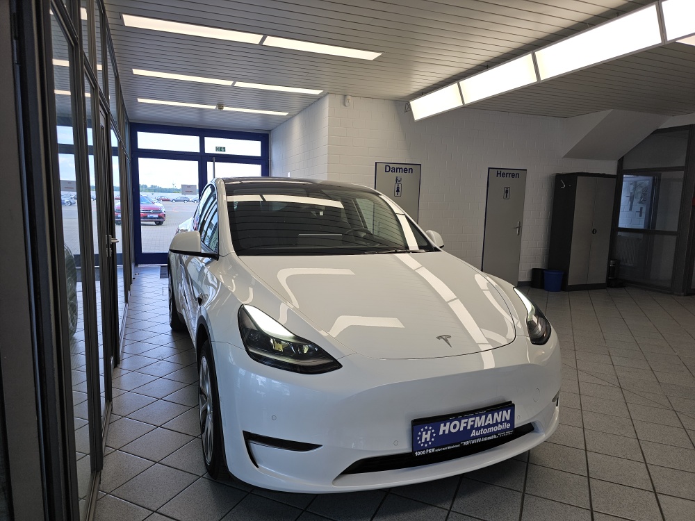 Tesla Model Y bei Hoffmann Automobile in Wolfsburg kaufen und sofort mitnehmen - Bild 29