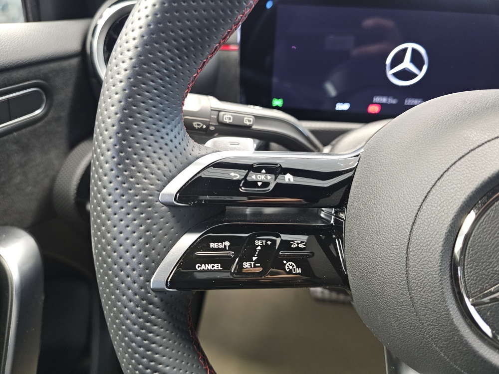 Mercedes-Benz A 200 bei Hoffmann Automobile in Wolfsburg kaufen und sofort mitnehmen - Bild 21
