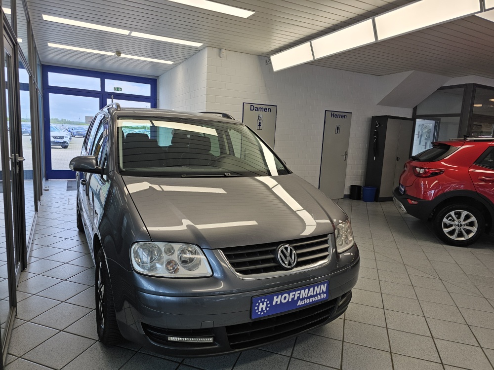 VW Touran bei Hoffmann Automobile in Wolfsburg kaufen und sofort mitnehmen - Bild 19