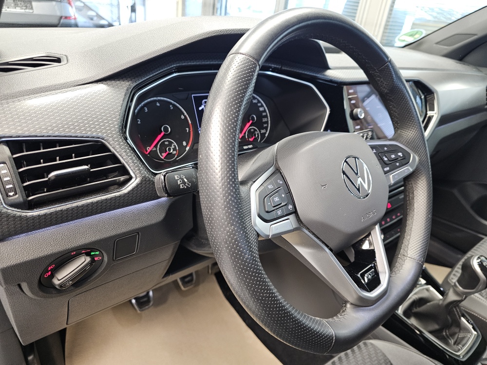VW T-Cross bei Hoffmann Automobile in Wolfsburg kaufen und sofort mitnehmen - Bild 24