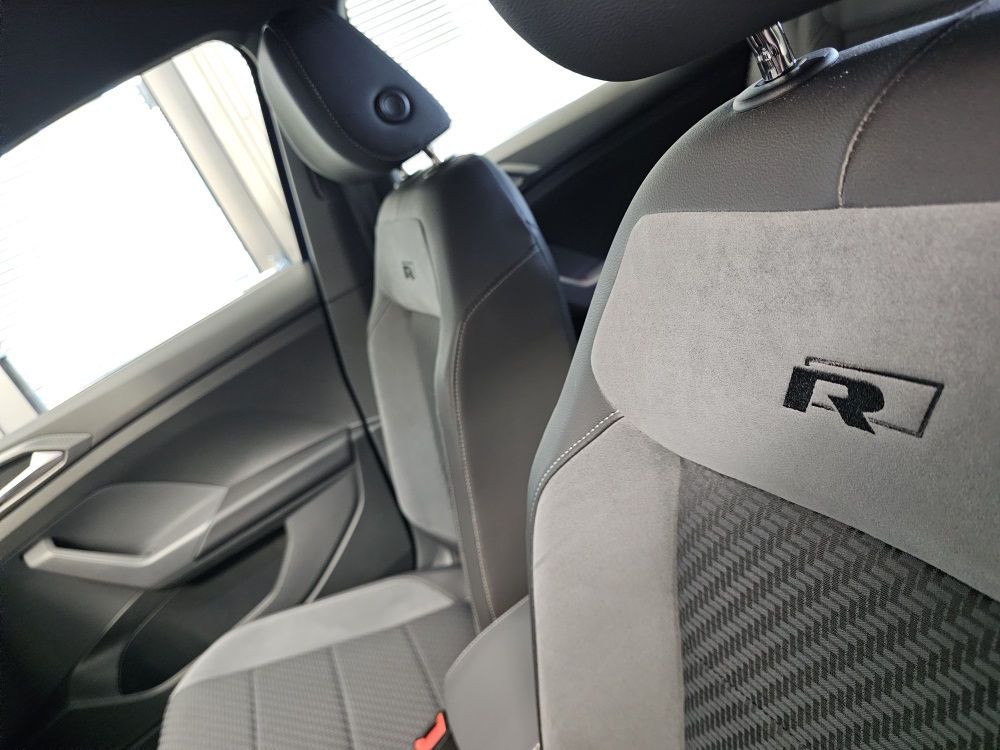 VW T-Cross bei Hoffmann Automobile in Wolfsburg kaufen und sofort mitnehmen - Bild 25
