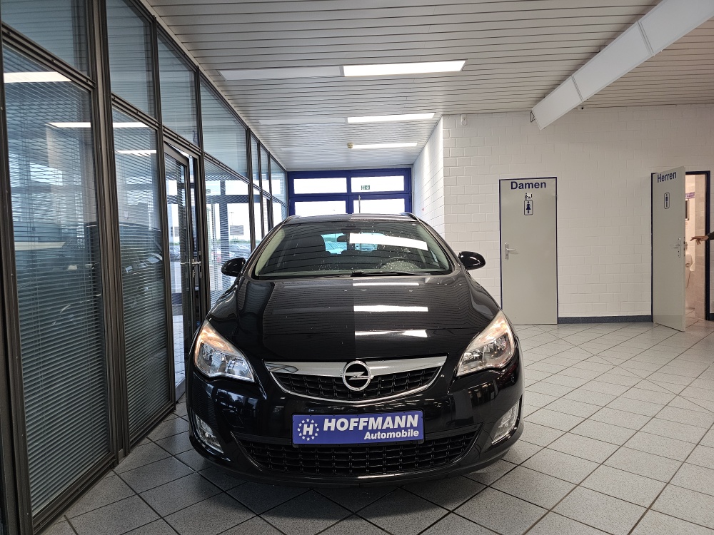 Opel Astra Sports Tourer bei Hoffmann Automobile in Wolfsburg kaufen und sofort mitnehmen - Bild 19