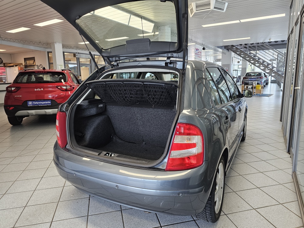 Skoda Fabia bei Hoffmann Automobile in Wolfsburg kaufen und sofort mitnehmen - Bild 2