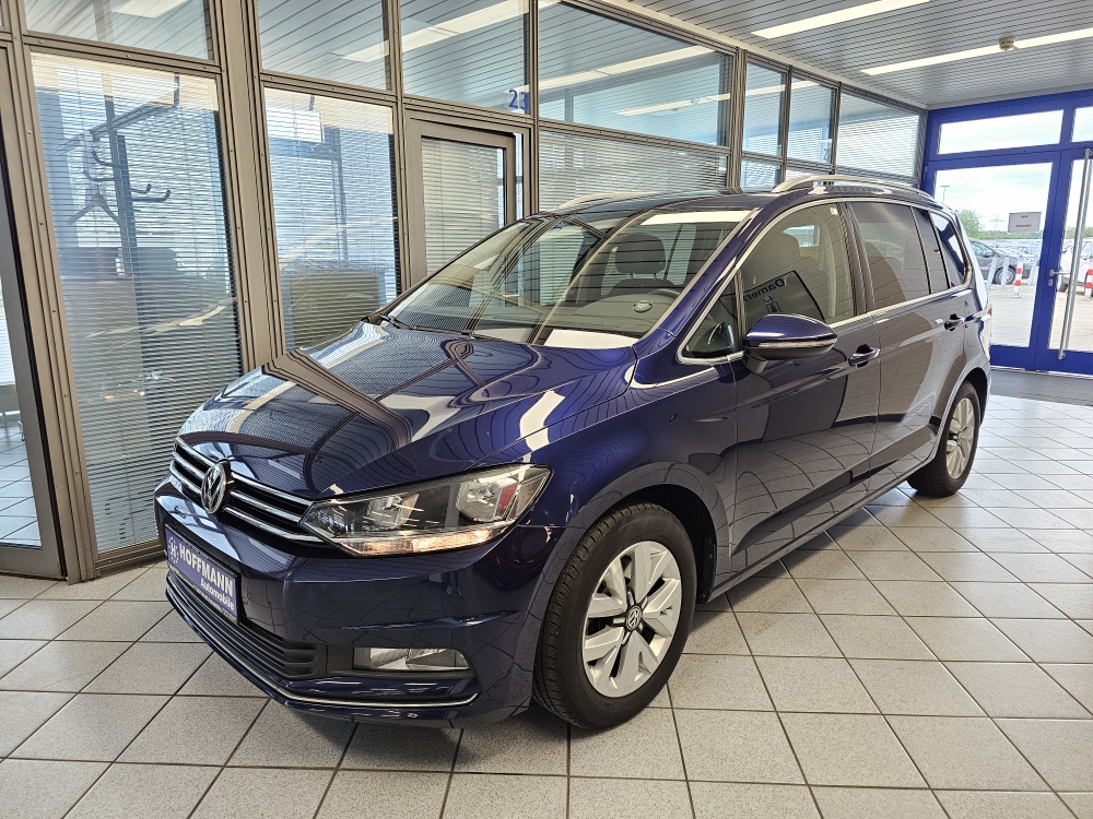 VW Touran Comfortline  für nur 11.900,- € bei Hoffmann Automobile in Wolfsburg kaufen und sofort mitnehmen