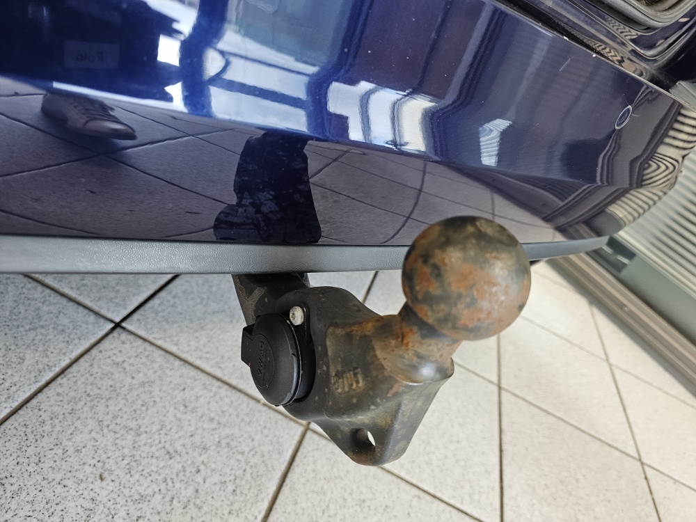 VW Touran bei Hoffmann Automobile in Wolfsburg kaufen und sofort mitnehmen - Bild 4