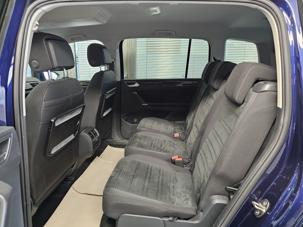 VW Touran bei Hoffmann Automobile in Wolfsburg kaufen und sofort mitnehmen - Bild 7