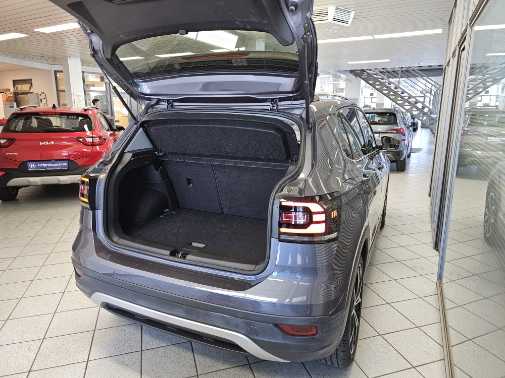 VW T-Cross bei Hoffmann Automobile in Wolfsburg kaufen und sofort mitnehmen - Bild 2