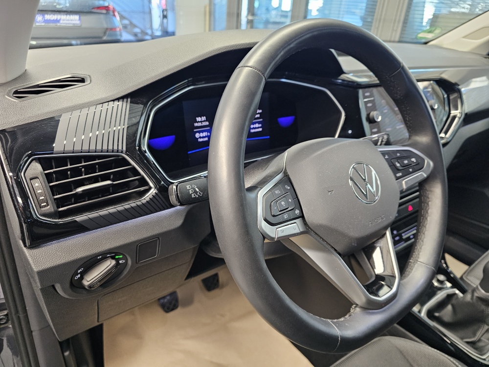 VW T-Cross bei Hoffmann Automobile in Wolfsburg kaufen und sofort mitnehmen - Bild 24