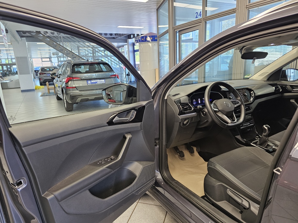 VW T-Cross bei Hoffmann Automobile in Wolfsburg kaufen und sofort mitnehmen - Bild 26