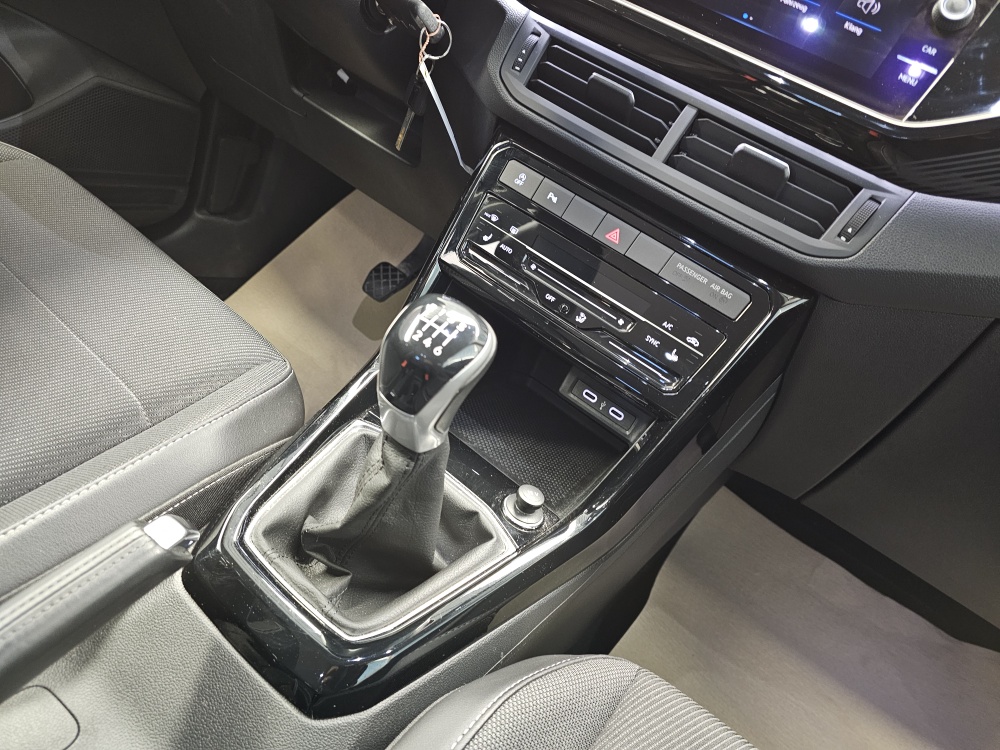 VW T-Cross bei Hoffmann Automobile in Wolfsburg kaufen und sofort mitnehmen - Bild 9