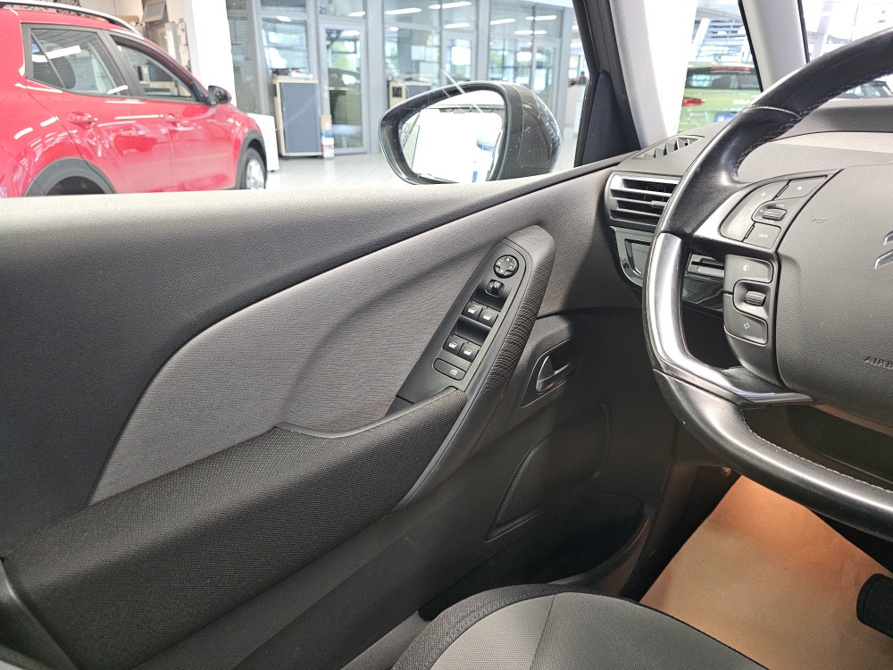 Citroen C4 Picasso bei Hoffmann Automobile in Wolfsburg kaufen und sofort mitnehmen - Bild 20