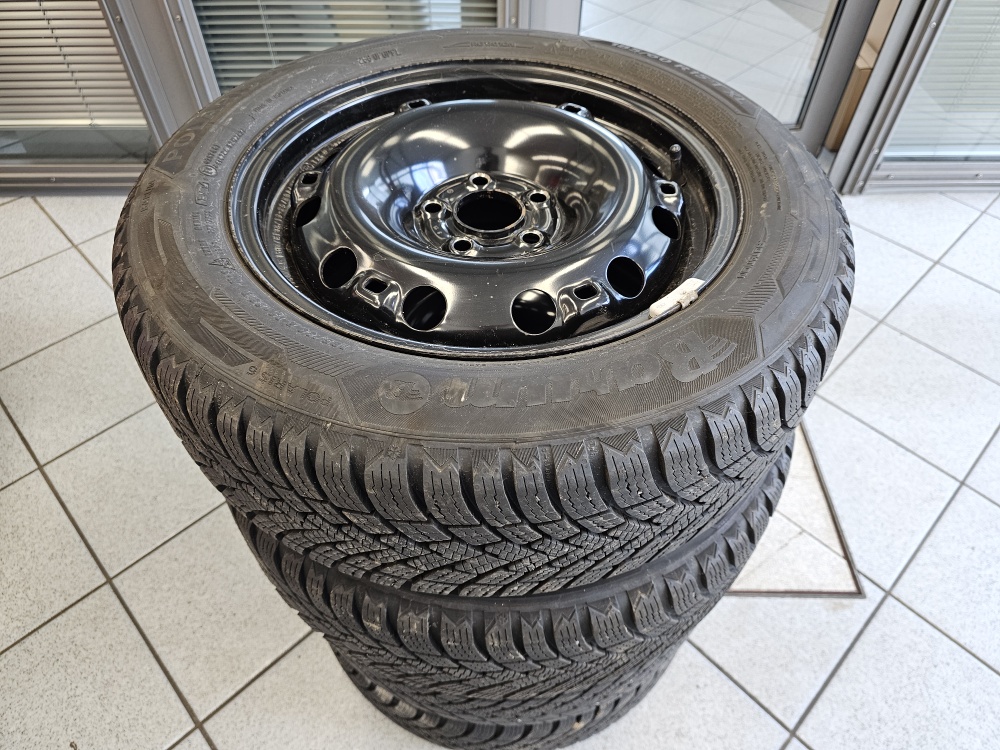 Skoda Rapid bei Hoffmann Automobile in Wolfsburg kaufen und sofort mitnehmen - Bild 4