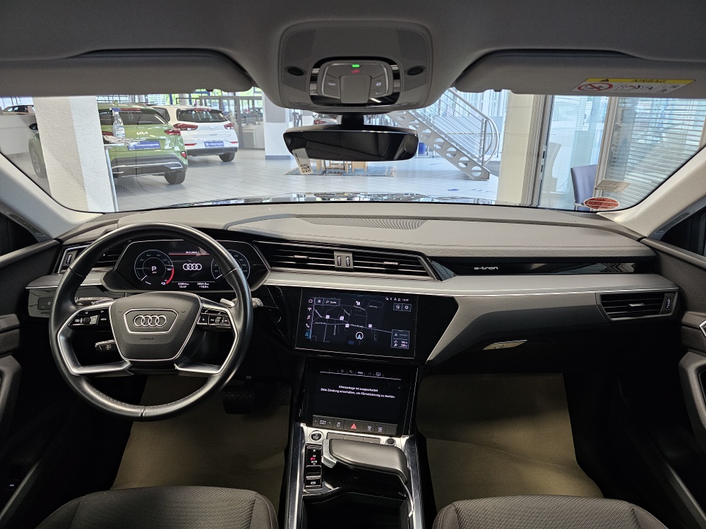 Audi e-tron bei Hoffmann Automobile in Wolfsburg kaufen und sofort mitnehmen - Bild 10