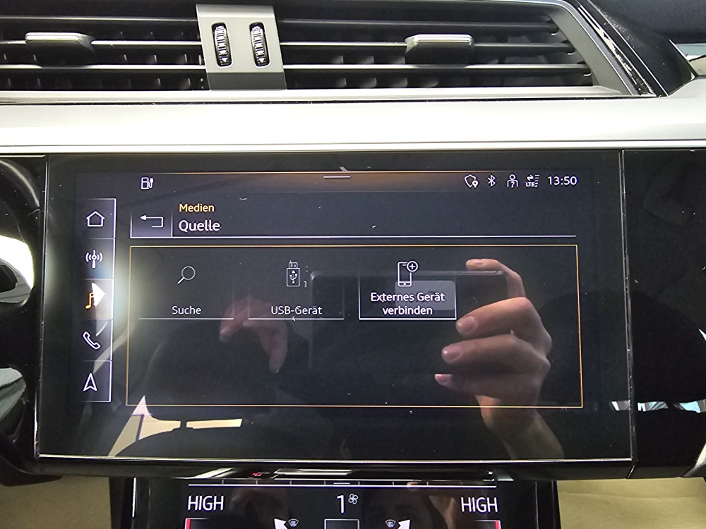 Audi e-tron bei Hoffmann Automobile in Wolfsburg kaufen und sofort mitnehmen - Bild 16