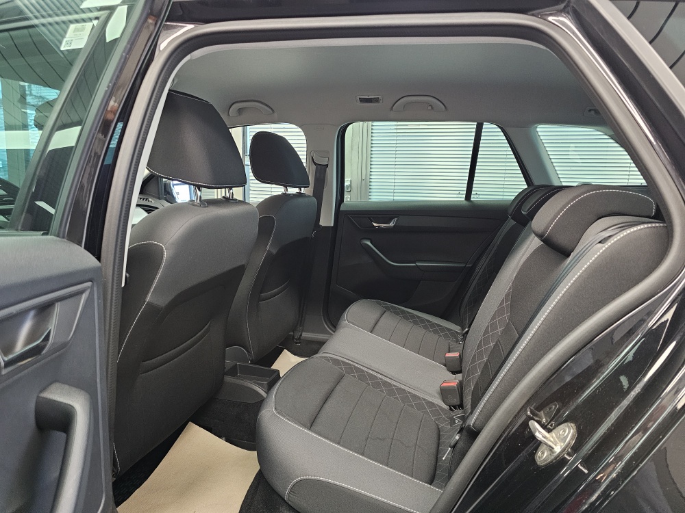 Skoda Fabia Combi bei Hoffmann Automobile in Wolfsburg kaufen und sofort mitnehmen - Bild 4