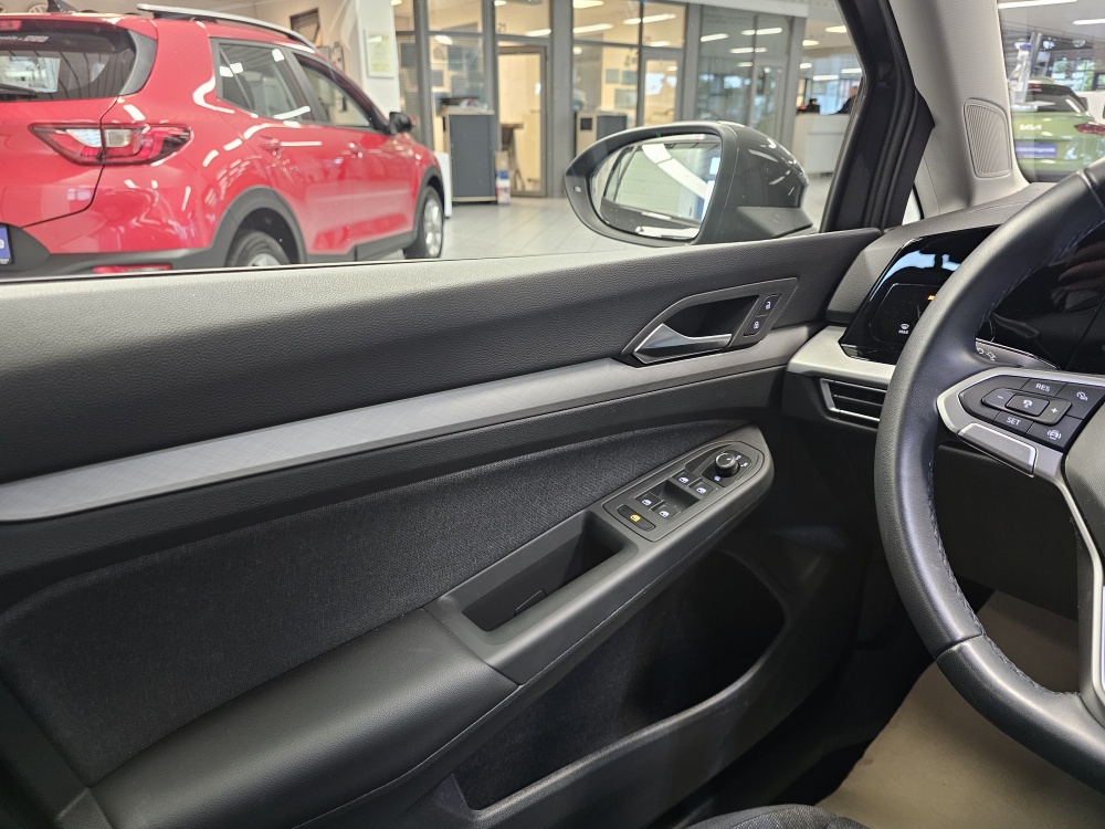VW Golf Variant bei Hoffmann Automobile in Wolfsburg kaufen und sofort mitnehmen - Bild 20