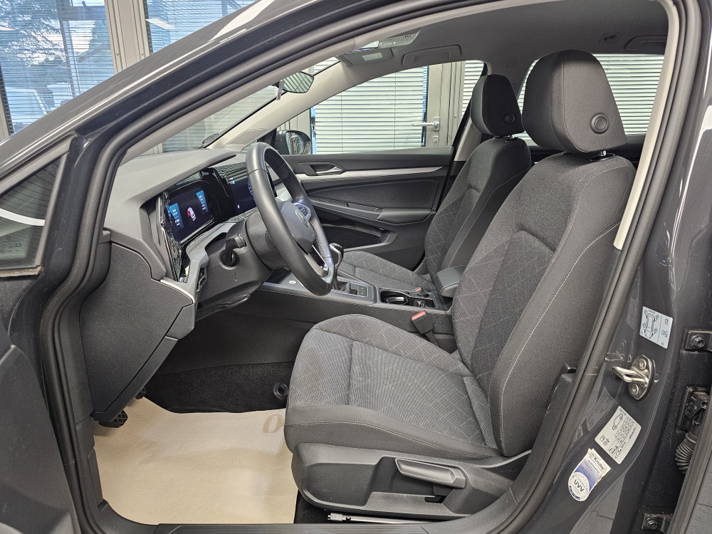 VW Golf Variant bei Hoffmann Automobile in Wolfsburg kaufen und sofort mitnehmen - Bild 23